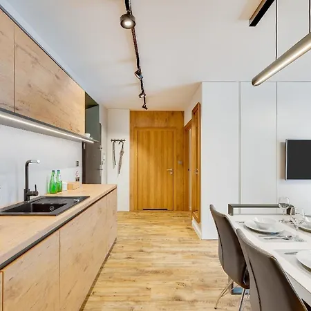 Old Town Chmielna Park Apartment *