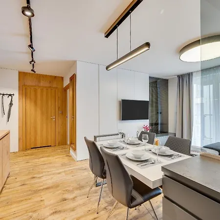 Old Town Chmielna Park Apartment Gdansk
